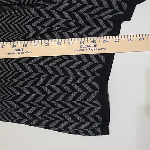 ART AND SOUL Black & Gray Sleeveless Open Front Sleeveless Cardigan - Size Mediu - Picture 9 of 11